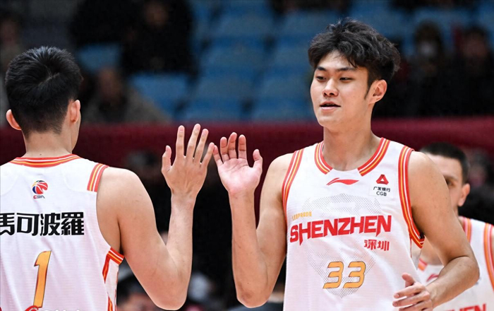 保利体育登录入口-广东老队长拿第9冠？合同仅剩两月，19次进季后赛，18次进四强|周鹏|深圳队|广东队|cba季后赛|球队_新浪体育_新浪新闻
